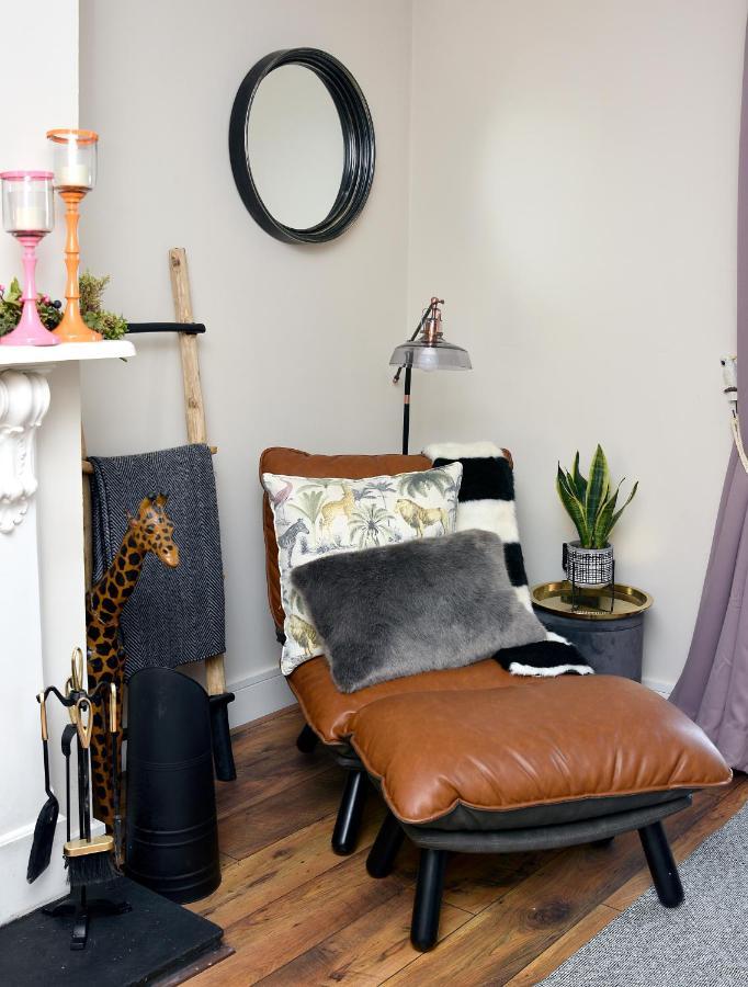 The Pink Door Westport Bed & Breakfast エクステリア 写真