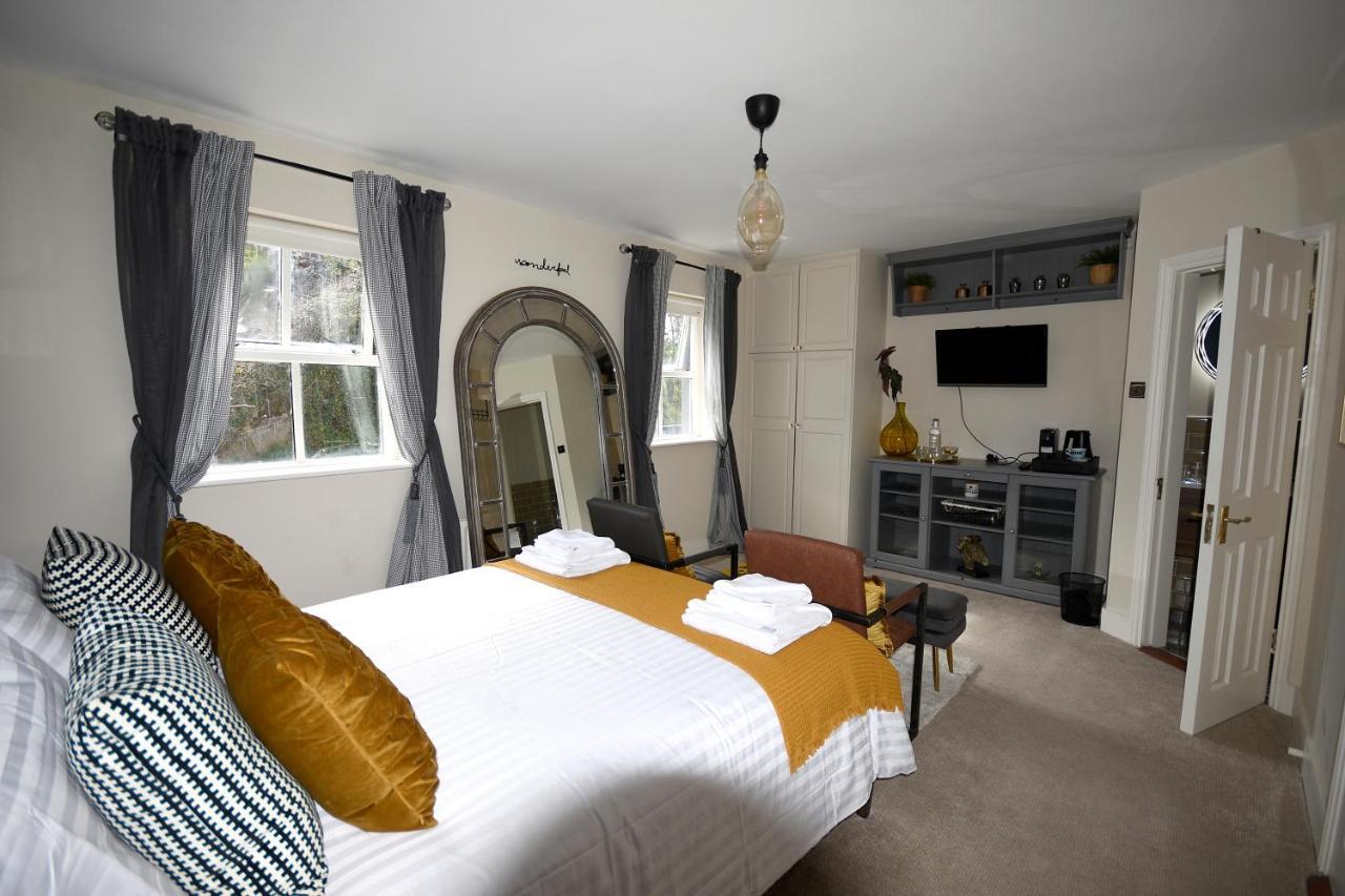 The Pink Door Westport Bed & Breakfast エクステリア 写真