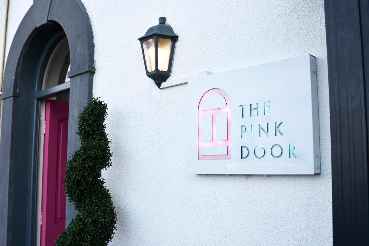 The Pink Door Westport Bed & Breakfast エクステリア 写真